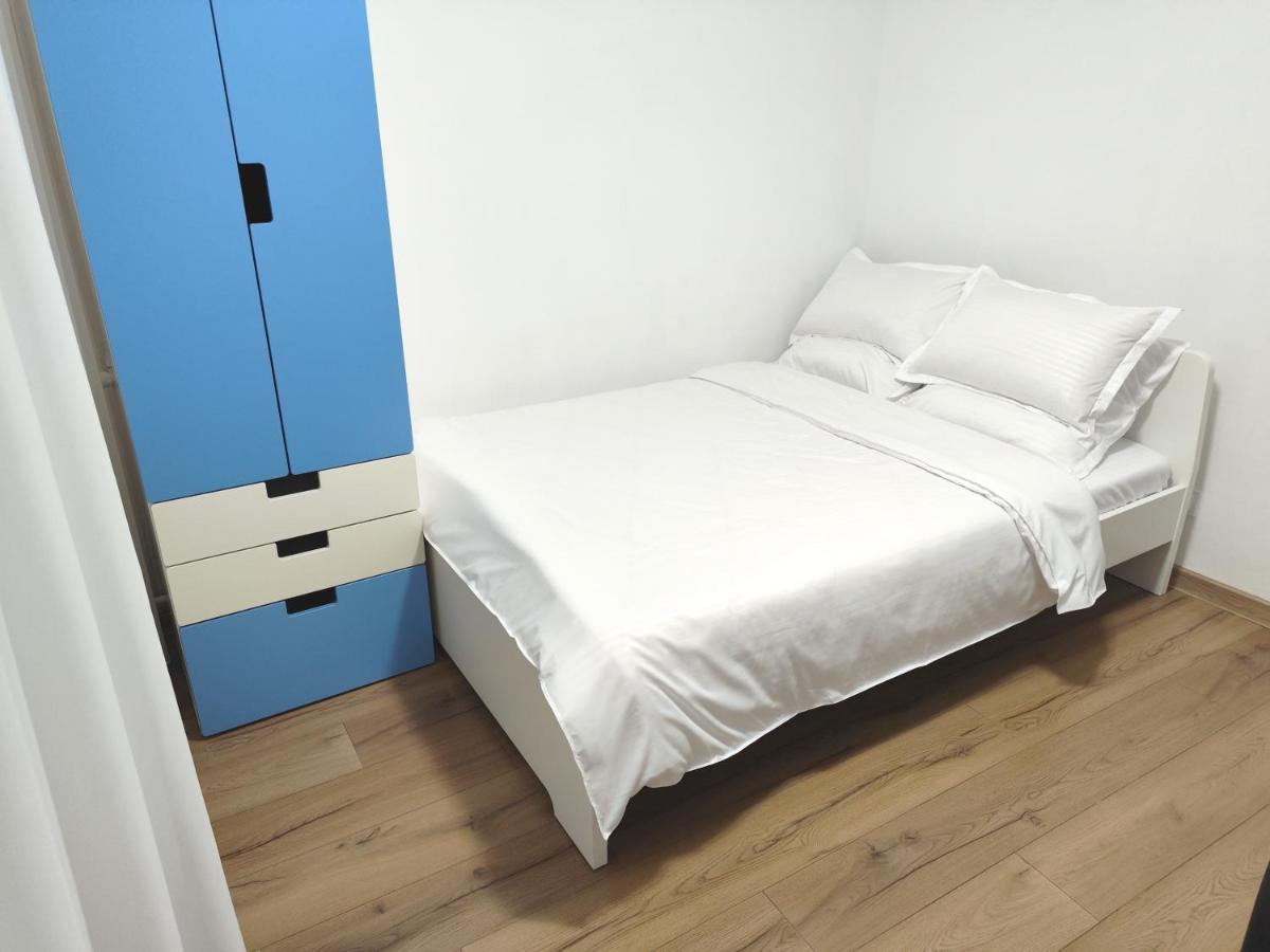 Platinum Apartment - Apartament Cu 3 Camere, 2 Dormitoare, 2 Bai, Bucatarie Complet Utilata, 2 Balcoane Bucharest Exterior photo